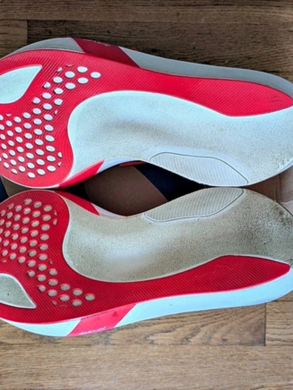 ASICS Metaspeed Sky+ + Running Shoes Red US 8 - Picture 5 of 6